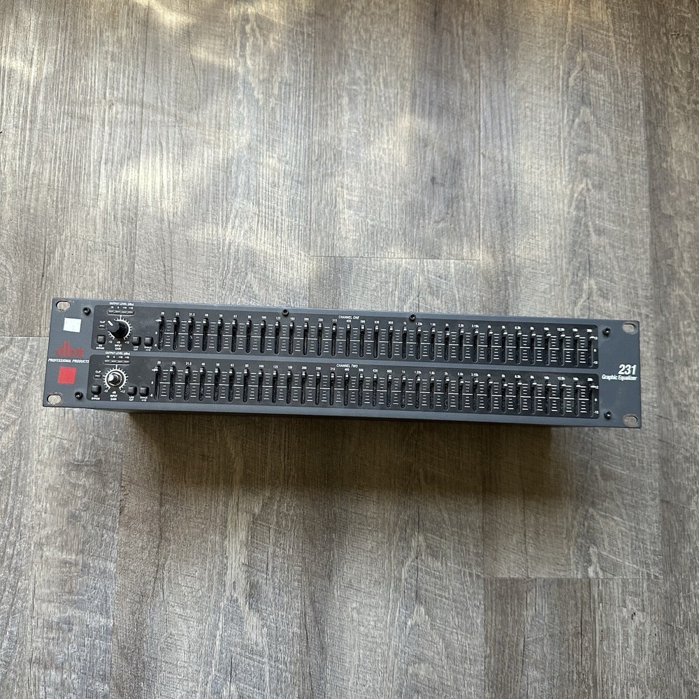 Dbx‎ 231 Dual Channel 31-Band Stereo Graphic Equalizer Used w / o Power Cable US